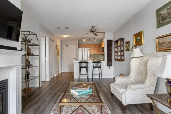 305 108 East 14th Street, North Vancouver For Sale - image 6