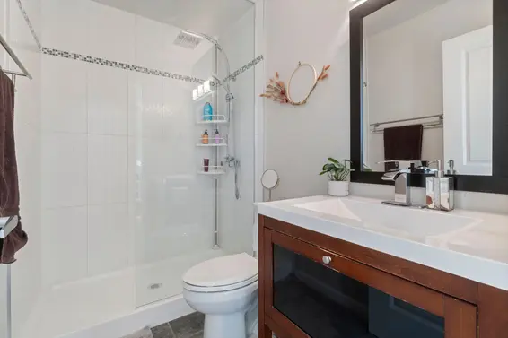 1401 120 West 16th Street, North Vancouver For Sale - image 15