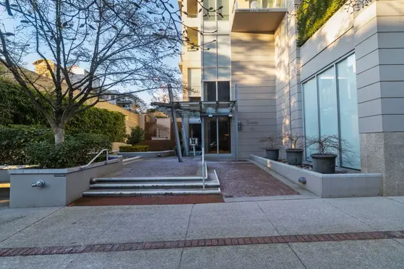 1401 120 West 16th Street, North Vancouver For Sale - image 18