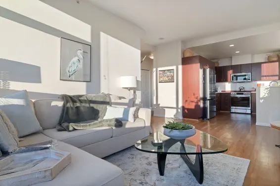 1401 120 West 16th Street, North Vancouver For Sale - image 5