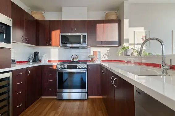 1401 120 West 16th Street, North Vancouver For Sale - image 8