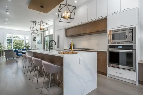 330 East 8th Street, North Vancouver For Sale - image 10
