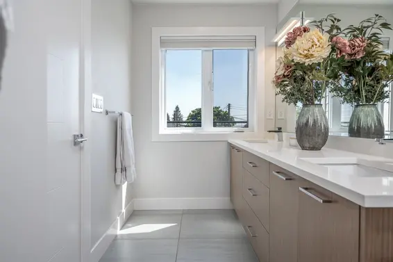 330 East 8th Street, North Vancouver For Sale - image 20