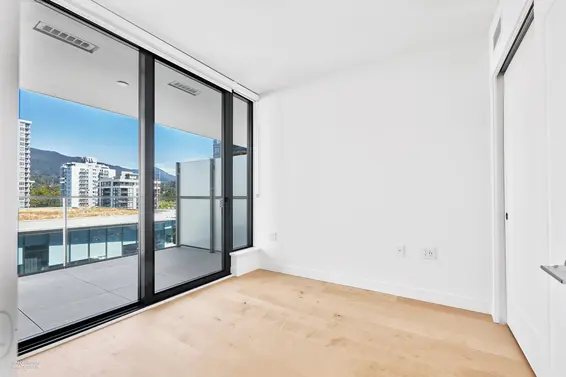 807 135 East 13th Street, Vancouver For Sale - image 4