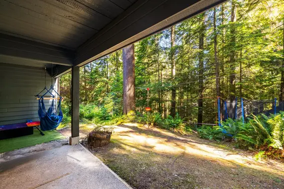 863 Hendecourt Road, North Vancouver For Sale - image 16
