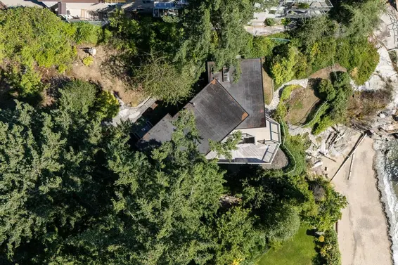4020 Marine Drive, West Vancouver For Sale - image 11