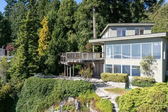 4020 Marine Drive, West Vancouver For Sale - image 3