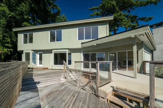 4020 Marine Drive, West Vancouver For Sale - image 7