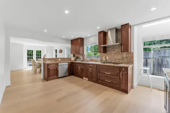 441 Inglewood Avenue, West Vancouver For Sale - image 4