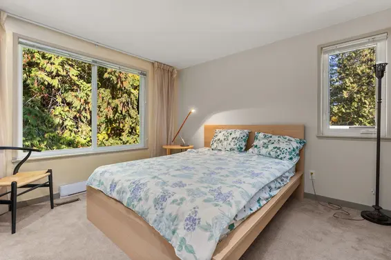 2717 Panorama Drive, North Vancouver For Sale - image 23