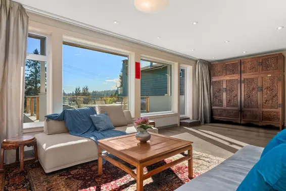 2717 Panorama Drive, North Vancouver For Sale - image 9