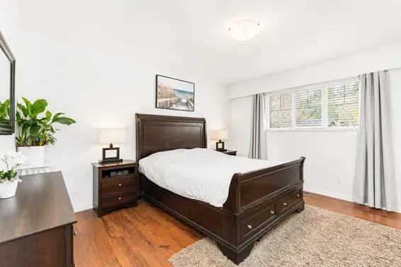 4072 Violet Street, North Vancouver For Sale - image 15