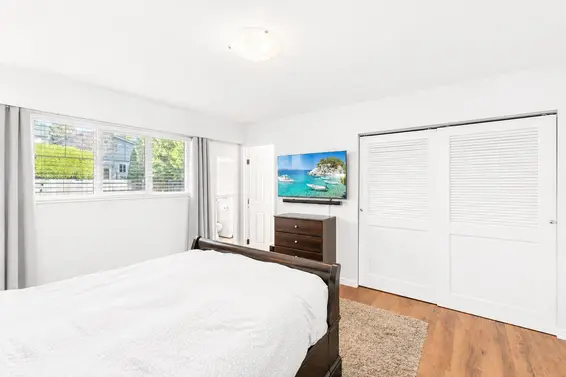 4072 Violet Street, North Vancouver For Sale - image 16