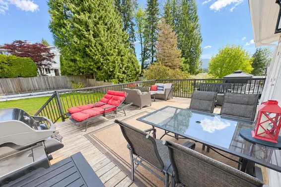 4072 Violet Street, North Vancouver For Sale - image 29