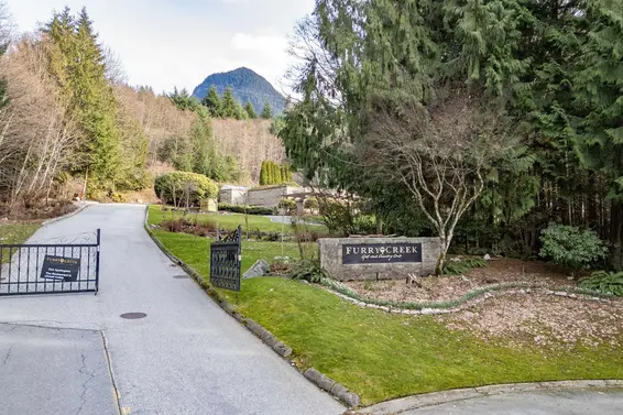140 Country Club Road, Furry Creek For Sale - image 10