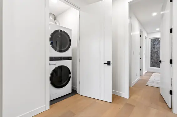 1921 Tatlow Avenue, North Vancouver For Sale - image 32