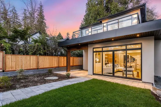 1921 Tatlow Avenue, North Vancouver For Sale - image 36