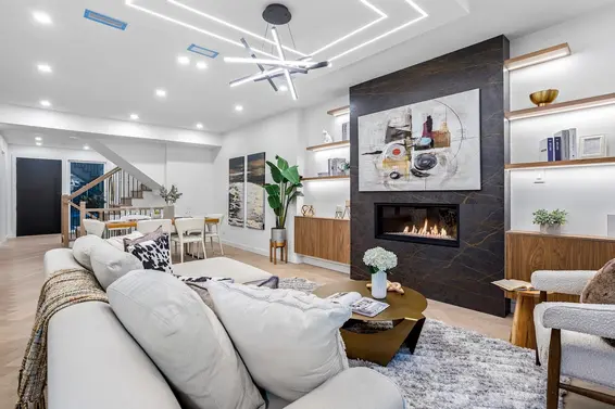 1921 Tatlow Avenue, North Vancouver For Sale - image 7