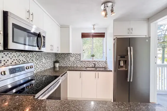 306 1111 Lynn Valley Road, North Vancouver For Sale - image 15