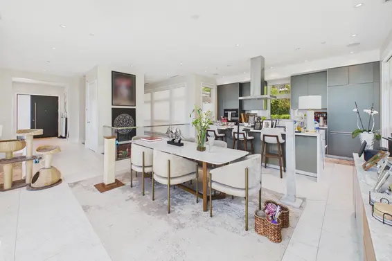 2812 Rodgers Creek Lane, Vancouver For Sale - image 2