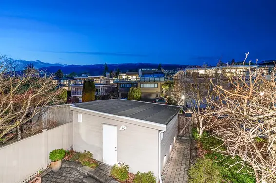 2343 Bellevue Avenue, West Vancouver For Sale - image 30