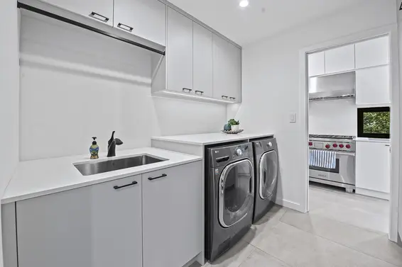 4275 Chelsea Crescent, North Vancouver For Sale - image 11