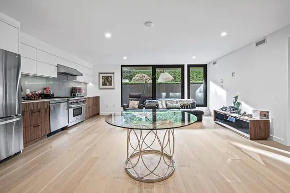 4275 Chelsea Crescent, North Vancouver For Sale - image 16