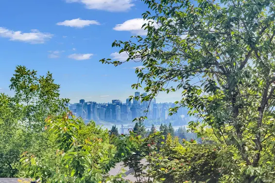 4275 Chelsea Crescent, North Vancouver For Sale - image 27