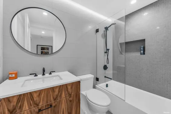 4275 Chelsea Crescent, North Vancouver For Sale - image 33