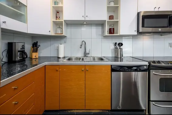 32 728 West 14th Street, North Vancouver For Sale - image 19