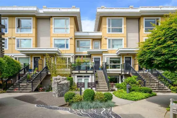 32 728 West 14th Street, North Vancouver For Sale - image 2