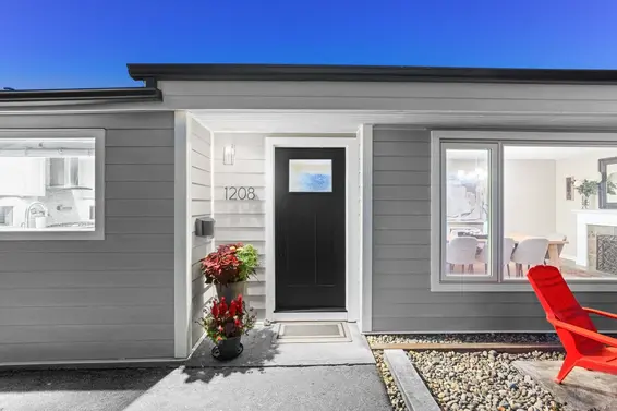 1208 Rosewood Crescent, North Vancouver For Sale - image 27
