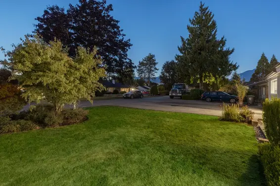 1208 Rosewood Crescent, North Vancouver For Sale - image 28