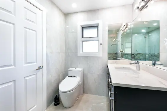 3044 Chaucer Avenue, North Vancouver For Sale - image 18