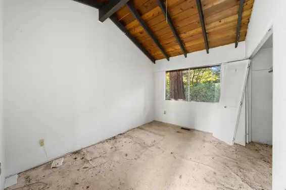 3745 Southridge Avenue, West Vancouver For Sale - image 17