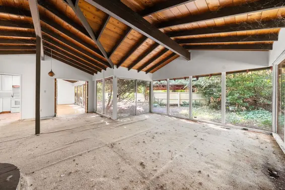 3745 Southridge Avenue, West Vancouver For Sale - image 7