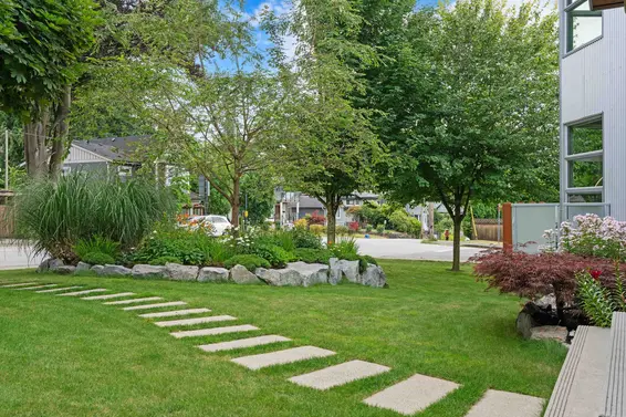 2005 Larson Road, North Vancouver For Sale - image 27