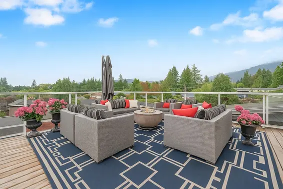 2005 Larson Road, North Vancouver For Sale - image 3