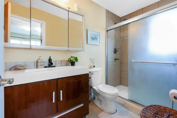 883 North Nairn Court, North Vancouver For Sale - image 18