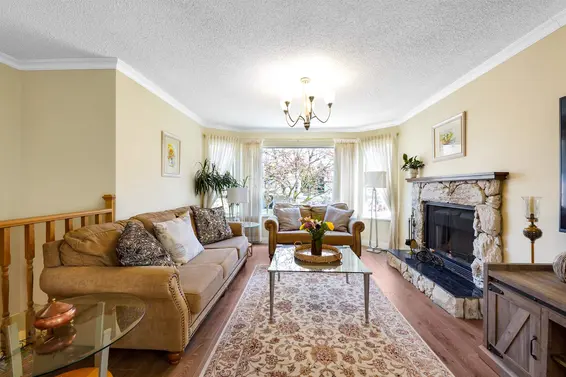 883 North Nairn Court, North Vancouver For Sale - image 7