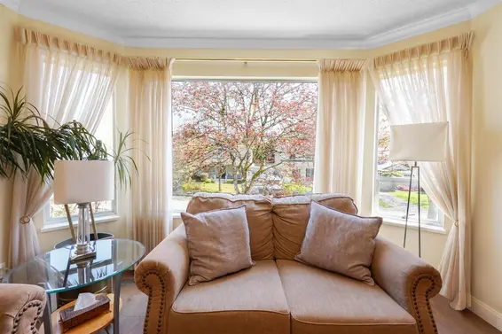 883 North Nairn Court, North Vancouver For Sale - image 9