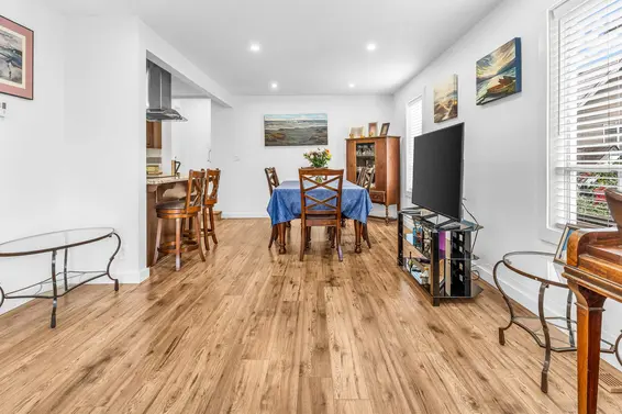 227 West 5th Street, North Vancouver For Sale - image 3