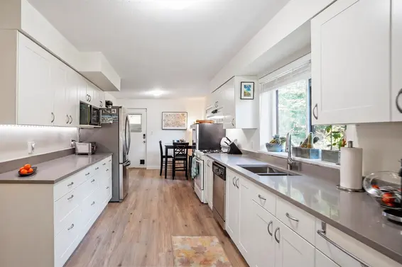 2760 Walpole Crescent, North Vancouver For Sale - image 34