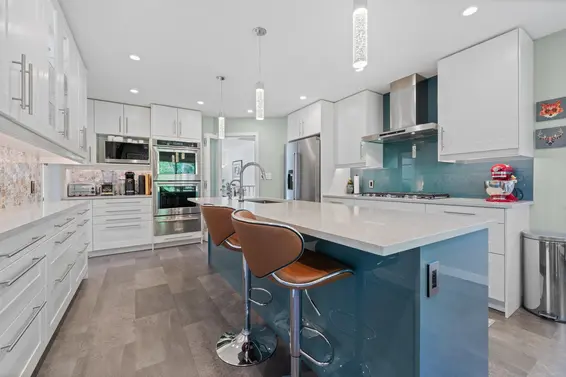 2760 Walpole Crescent, North Vancouver For Sale - image 7