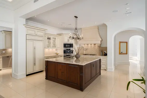 397 Southborough Drive, West Vancouver For Sale - image 10