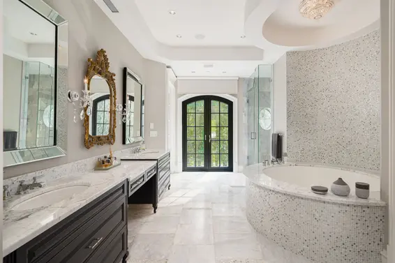 397 Southborough Drive, West Vancouver For Sale - image 18