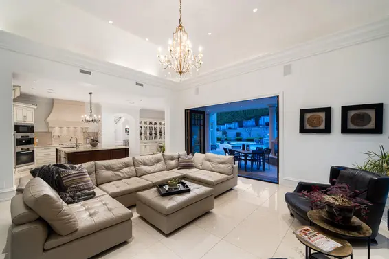 397 Southborough Drive, West Vancouver For Sale - image 33