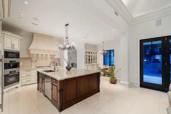 397 Southborough Drive, West Vancouver For Sale - image 34