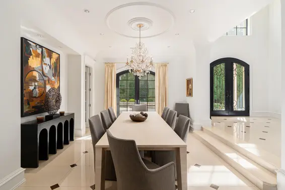 397 Southborough Drive, West Vancouver For Sale - image 7