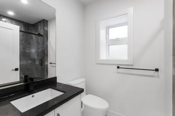 340 East Keith Road, North Vancouver For Sale - image 31
